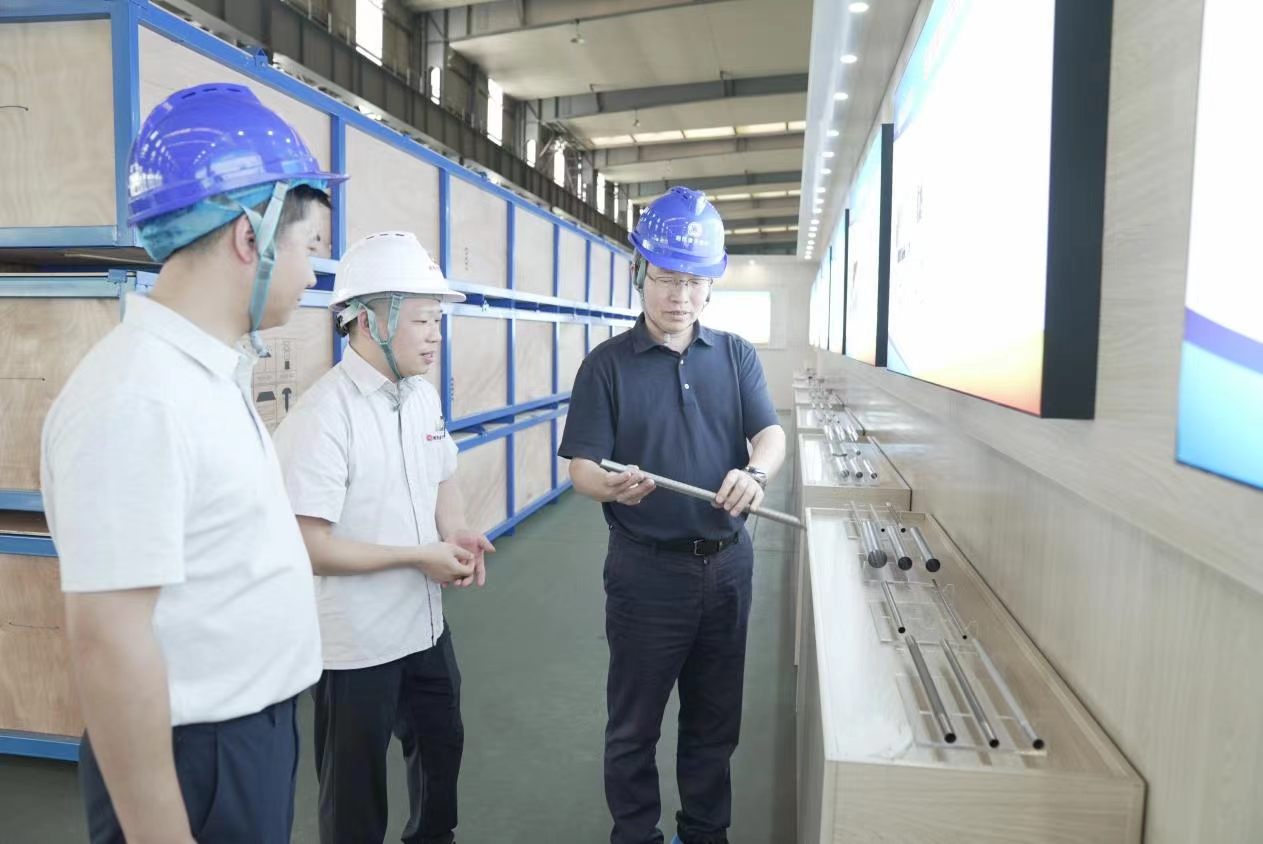 益阳高新区党工委书记左志锋莅临金天新材走访调研